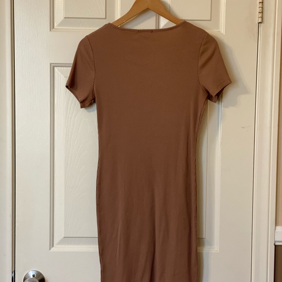 Mid thigh Ribbed Body Dress - Picture 3 of 3